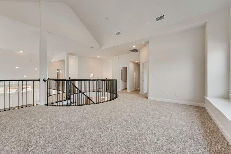 Spacious, unfurnished interior of a new home in Cedar Ridge Estates, Grand Prairie (Image 19). Spacious, unfurnished interior of a new home in Cedar Ridge Estates, Grand Prairie (Image 19).