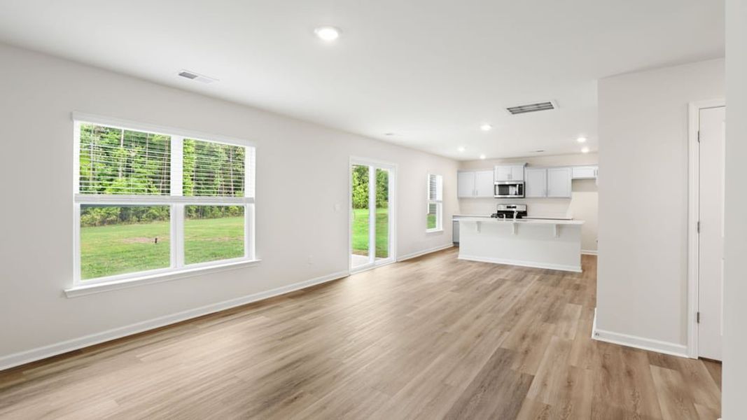 Spacious, unfurnished interior of a new home in Bentley Park, Greenwood (Image 22). Spacious, unfurnished interior of a new home in Bentley Park, Greenwood (Image 22).