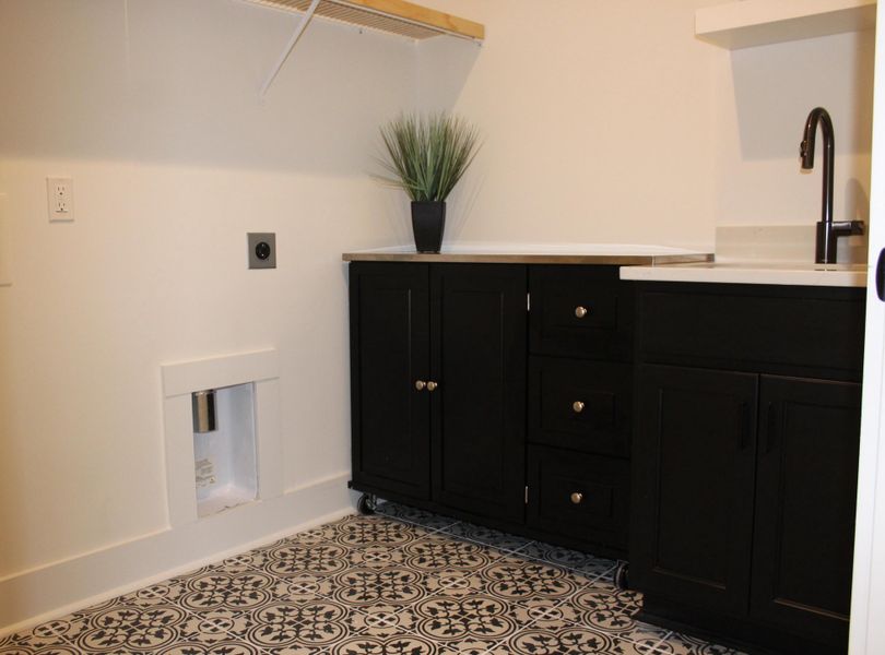 Close-up of interior finishes inside a home in , Awendaw (Image 17). Close-up of interior finishes inside a home in , Awendaw (Image 17).