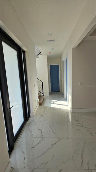 Spacious, unfurnished interior of a new home in , Port Charlotte (Image 26).
