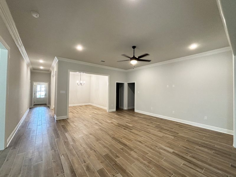 Spacious, unfurnished interior of a new home in Bird Song at Hammock Bay, Freeport (Image 21).