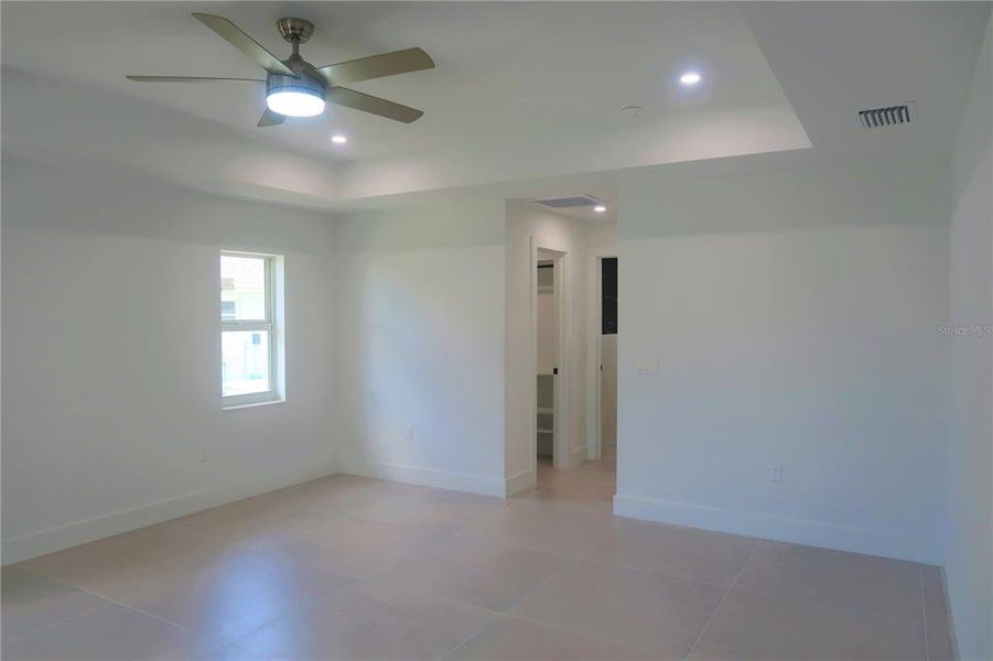 Spacious, unfurnished interior of a new home in , Port Charlotte (Image 21). Spacious, unfurnished interior of a new home in , Port Charlotte (Image 21).