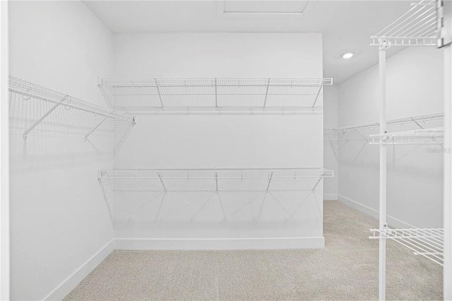 Spacious, unfurnished interior of a new home in Cresswind at Hammock Oaks, Lady Lake (Image 33). Spacious, unfurnished interior of a new home in Cresswind at Hammock Oaks, Lady Lake (Image 33).
