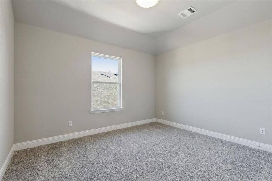 Spacious, unfurnished interior of a new home in Sicily, Princeton (Image 21).