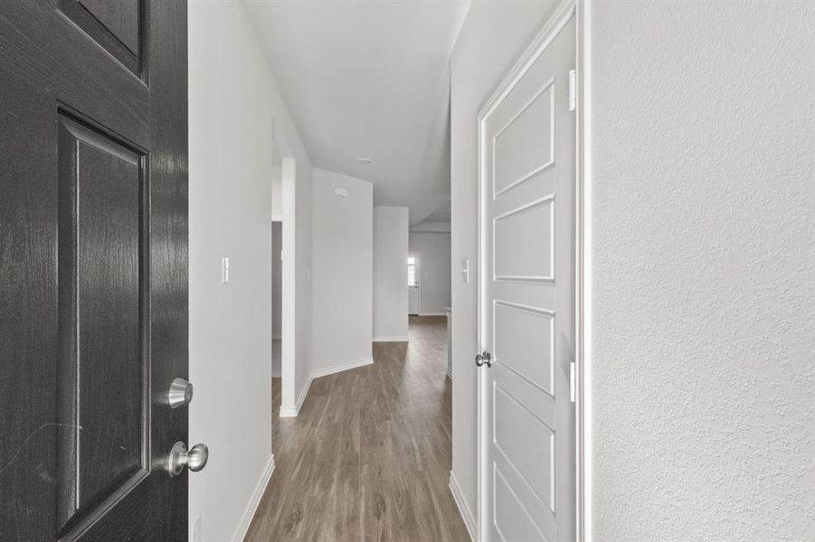 Spacious, unfurnished interior of a new home in Retreat at Fossil Creek, Fort Worth (Image 13). Spacious, unfurnished interior of a new home in Retreat at Fossil Creek, Fort Worth (Image 13).