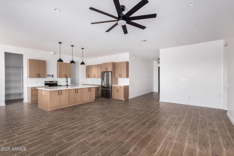 10 - 220th 10 - 220th