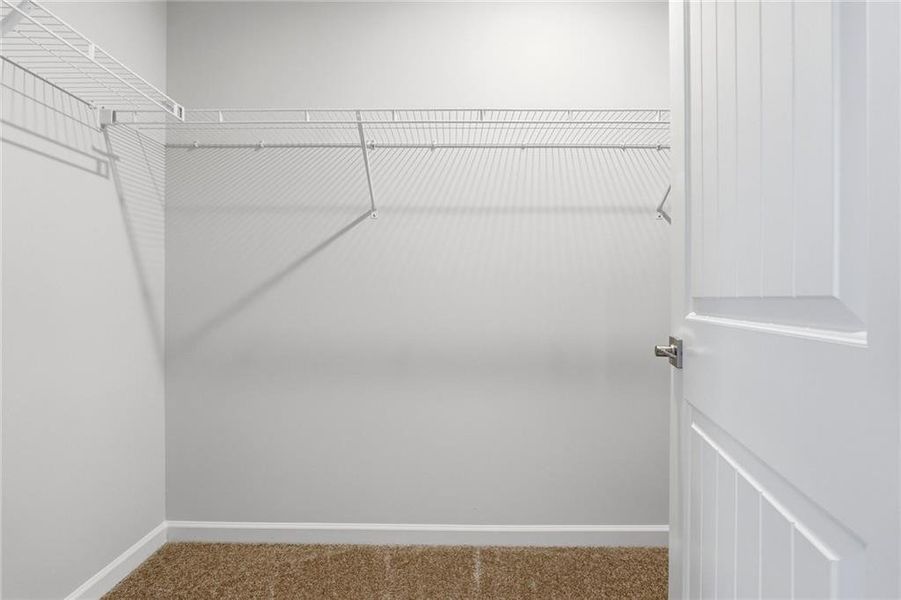 Spacious, unfurnished interior of a new home in Parkway James, Snellville (Image 27). Spacious, unfurnished interior of a new home in Parkway James, Snellville (Image 27).