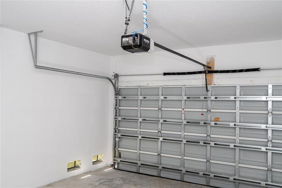 Spacious, unfurnished interior of a new home in , Port Charlotte (Image 68). Spacious, unfurnished interior of a new home in , Port Charlotte (Image 68).