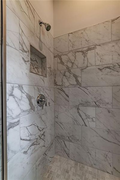 Image 86 of a home in Enclave at Edgewater.