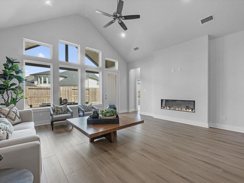 Furnished interior view inside a new home in Jubilee 50′, Hockley (Image 3).