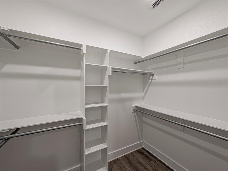 Image 38 of a home in .