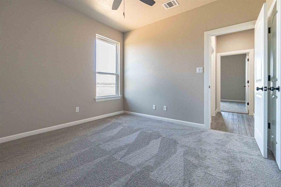 Spacious, unfurnished interior of a new home in , Granbury (Image 30). Spacious, unfurnished interior of a new home in , Granbury (Image 30).