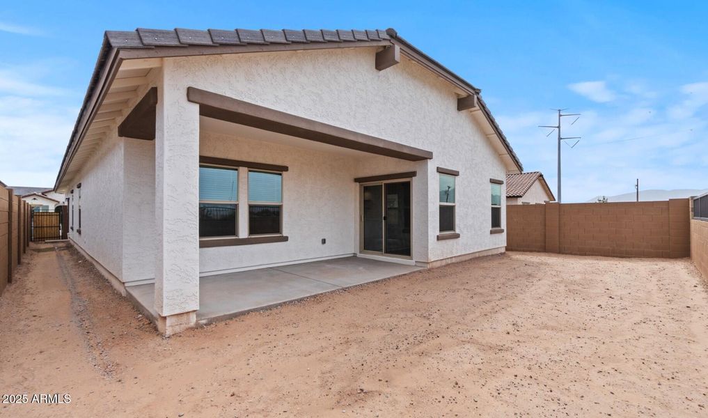 LS Lot #77 Backyard 2 (Large)