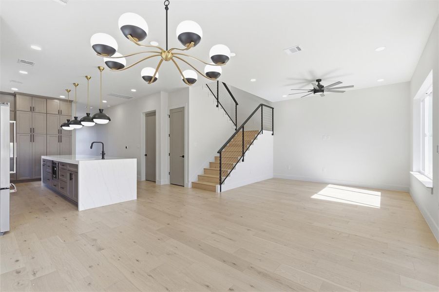 Spacious, unfurnished interior of a new home in , Austin (Image 29).