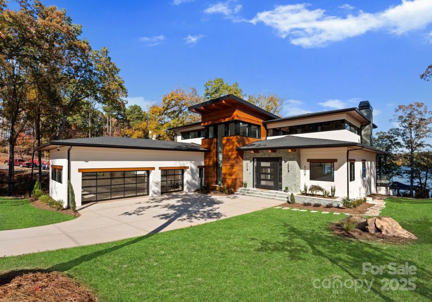 Image 33 of a home in .