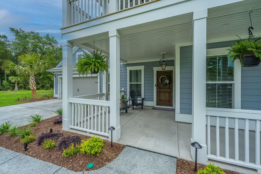 Exterior details and patio area of a home in Sea Island Preserve, Johns Island (Image 4).