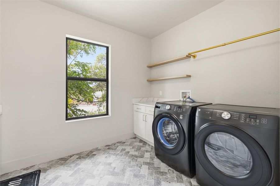 Close-up of interior finishes inside a home in , Tampa (Image 20).