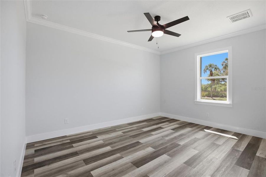 Spacious, unfurnished interior of a new home in , Port Charlotte (Image 29).