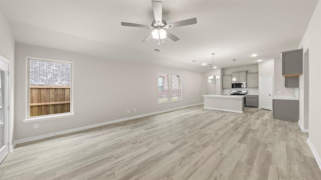 16. 1734 Coachman - Family (3)