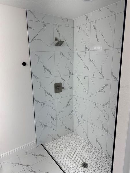 Furnished interior view inside a new home in , Ocala (Image 6).