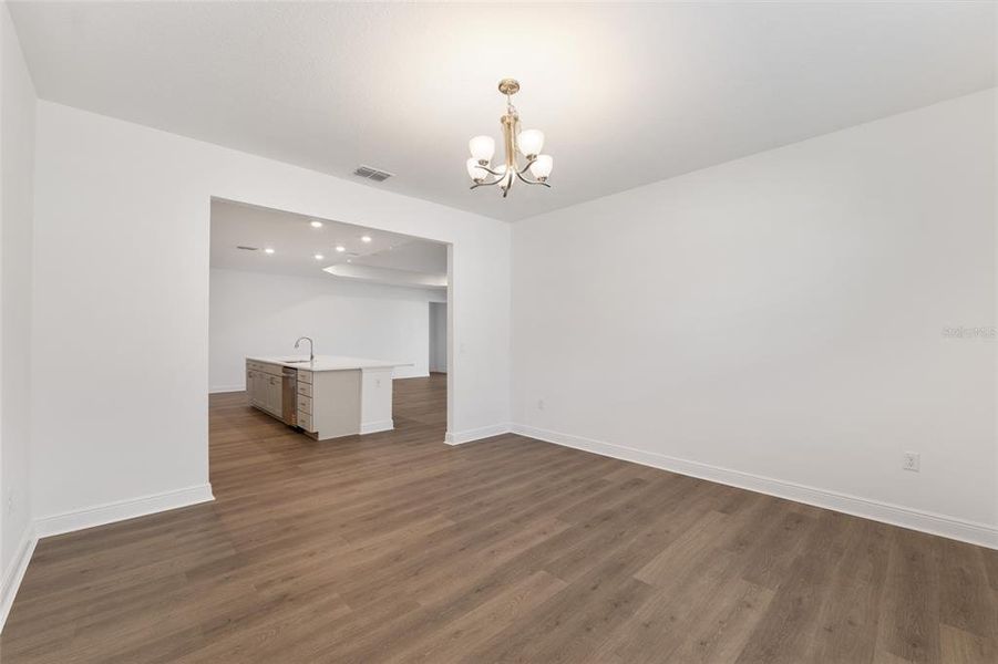 Spacious, unfurnished interior of a new home in , Ocala (Image 38).