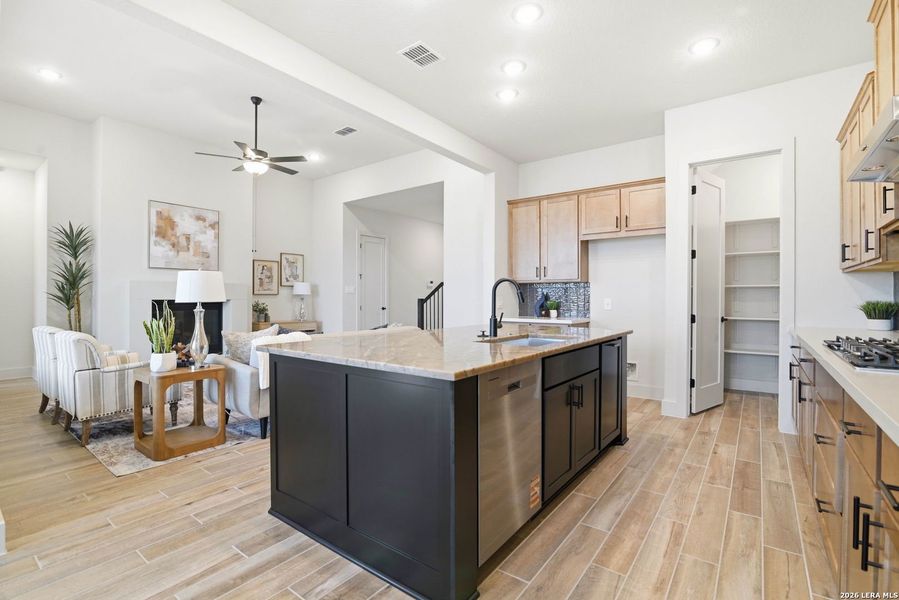 Furnished interior view inside a new home in Haby Hill 50s, San Antonio (Image 8).