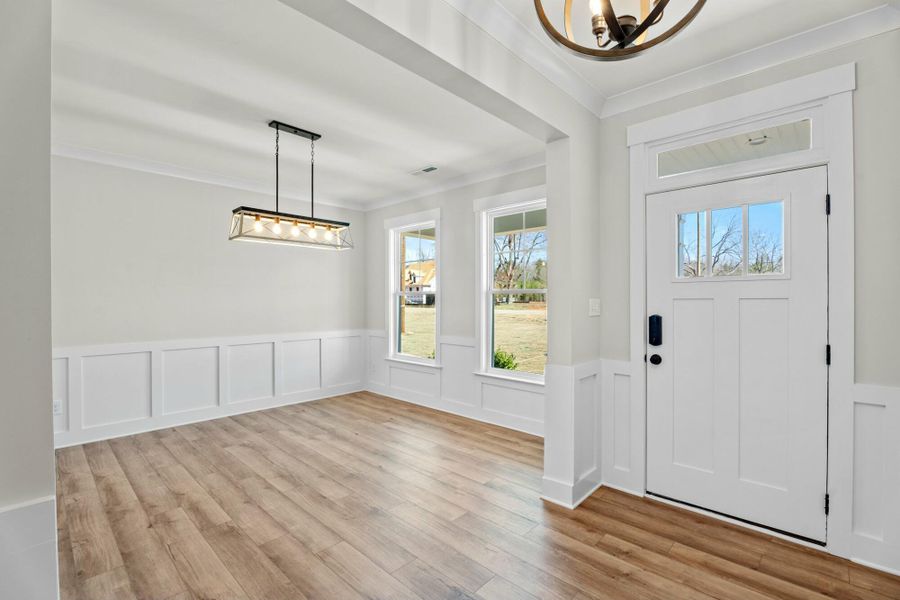 Image 33 of a home in Redland.