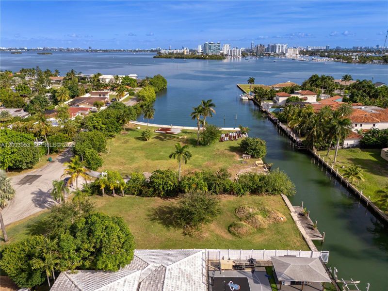 Image 5 of a home in .