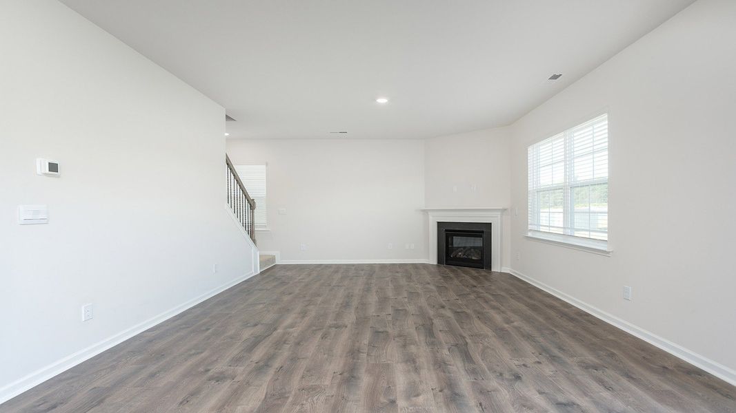 Spacious, unfurnished interior of a new home in Middleton, Greensboro (Image 12).