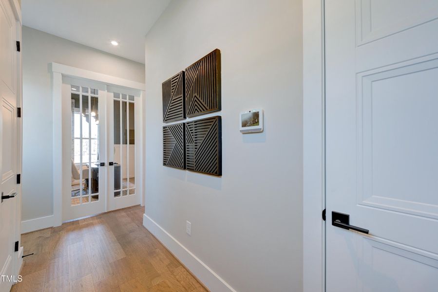 PJD5-0048-00_Horizon_Foyer-1