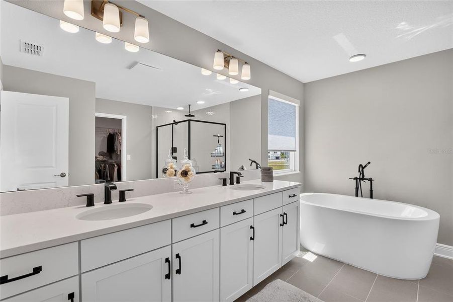 Furnished interior view inside a new home in , Wesley Chapel (Image 46).