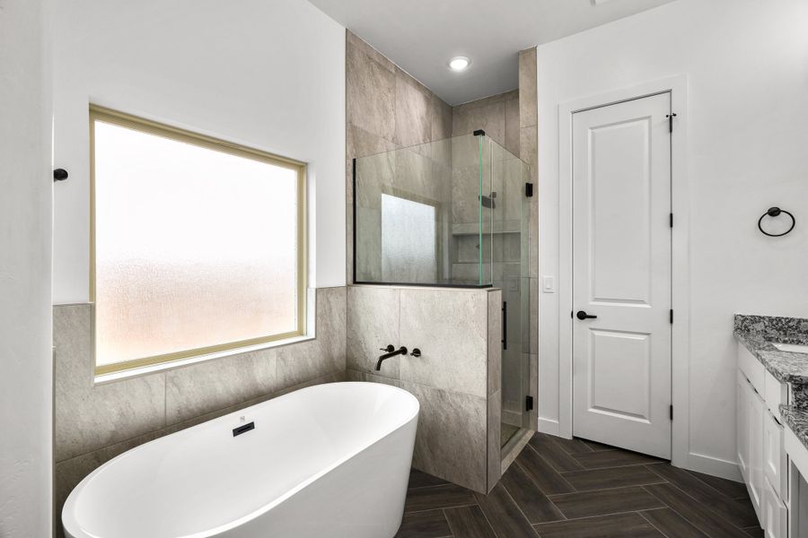 Representative furnished interior of a home built from the Scottsdale by LEH. Homes in Painted Sky, El Paso (Image 18). Representative furnished interior of a home built from the Scottsdale by LEH. Homes in Painted Sky, El Paso (Image 18).