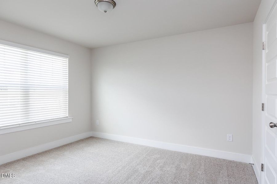 RDU_BeverlyPlace_Lot135_Redwood_QMI (29)