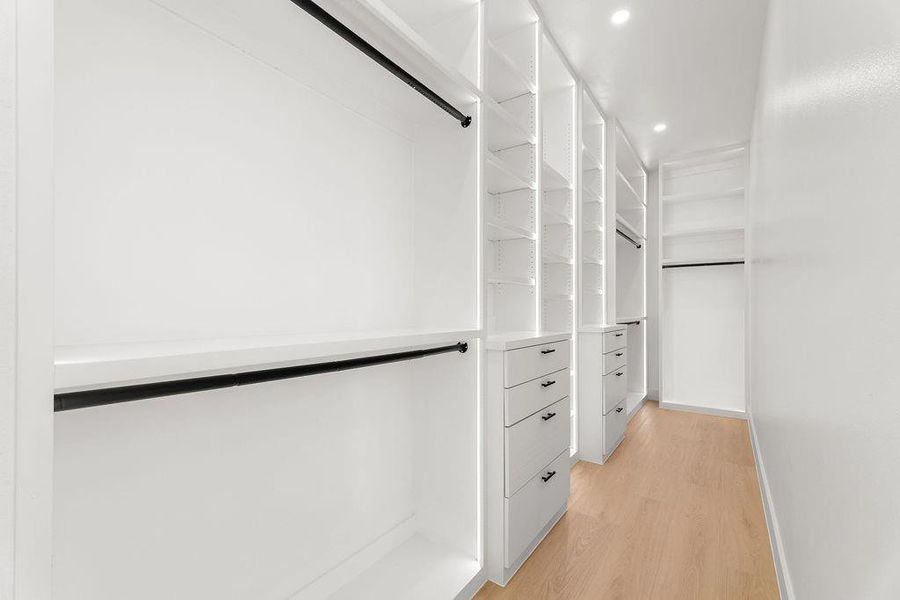 Furnished interior view inside a new home in , Dallas (Image 30).