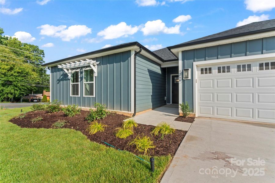 Exterior details and patio area of a home in , Harrisburg (Image 3).
