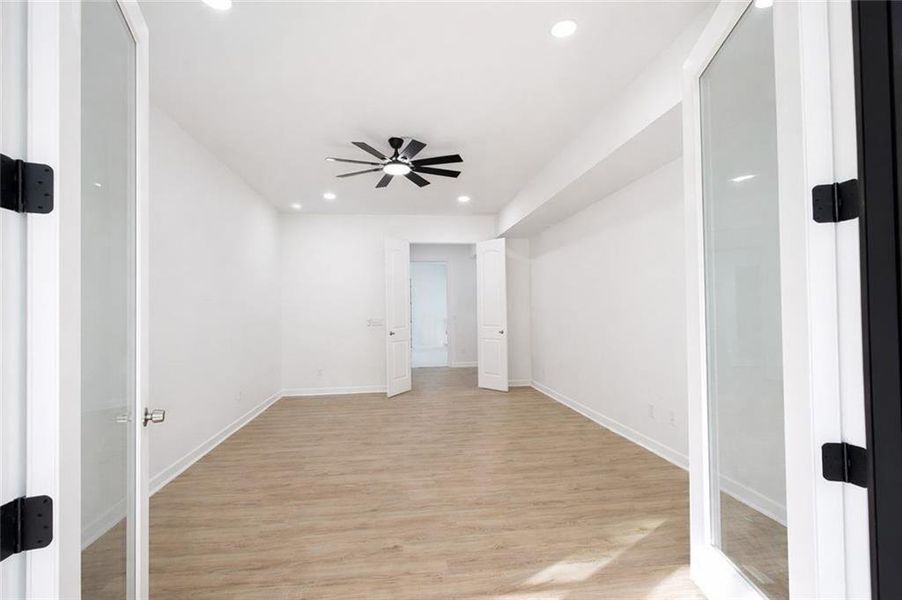 Spacious, unfurnished interior of a new home in , Mableton (Image 27).