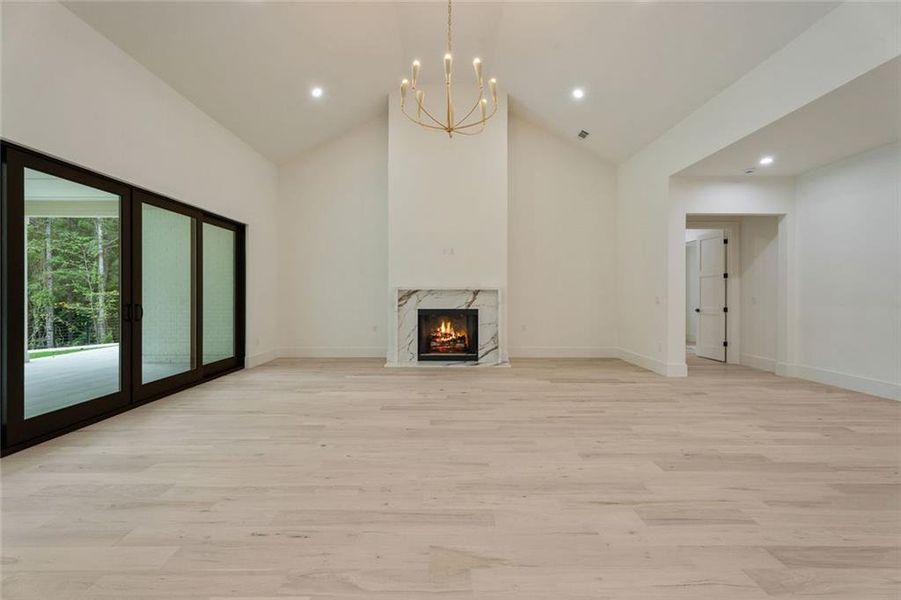 Spacious, unfurnished interior of a new home in , Alpharetta (Image 23).
