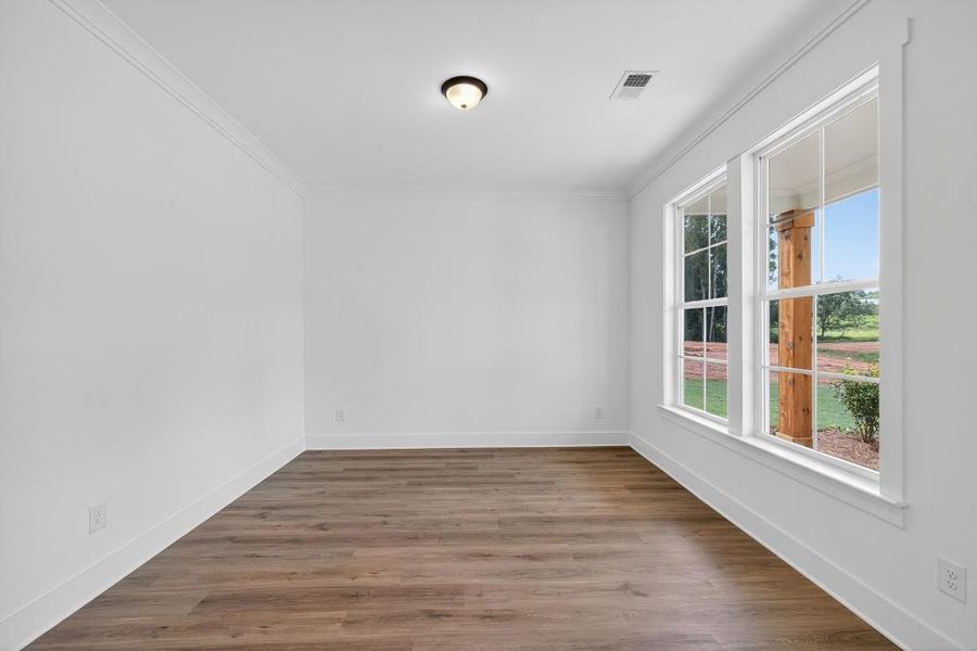 Spacious, unfurnished interior of a new home in Magnolia Ridge, Monroe (Image 40).