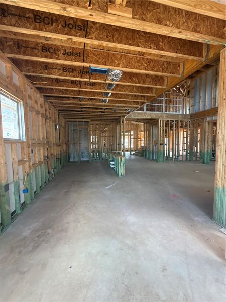 Spacious, unfurnished interior of a new home in Parkside On The River, Georgetown (Image 26).