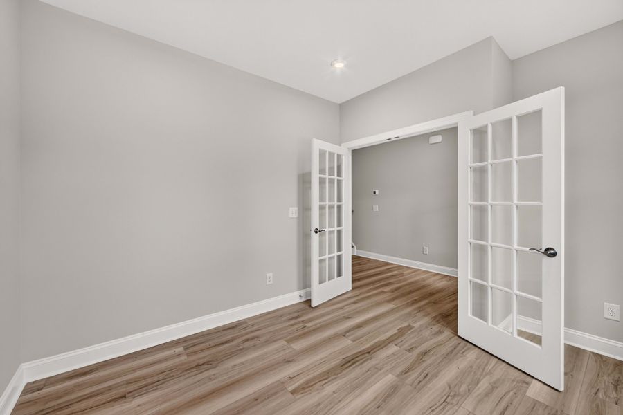 Spacious, unfurnished interior of a new home in Old Town Village, Waxhaw (Image 28). Spacious, unfurnished interior of a new home in Old Town Village, Waxhaw (Image 28).