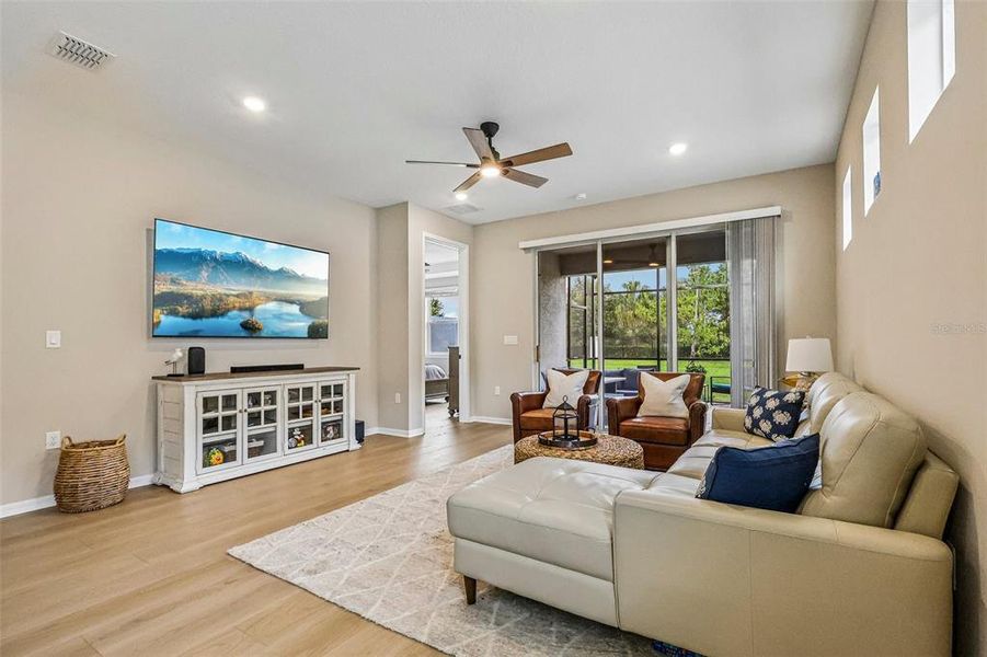 Furnished interior view inside a new home in Del Webb Oasis, Winter Garden (Image 8). Furnished interior view inside a new home in Del Webb Oasis, Winter Garden (Image 8).