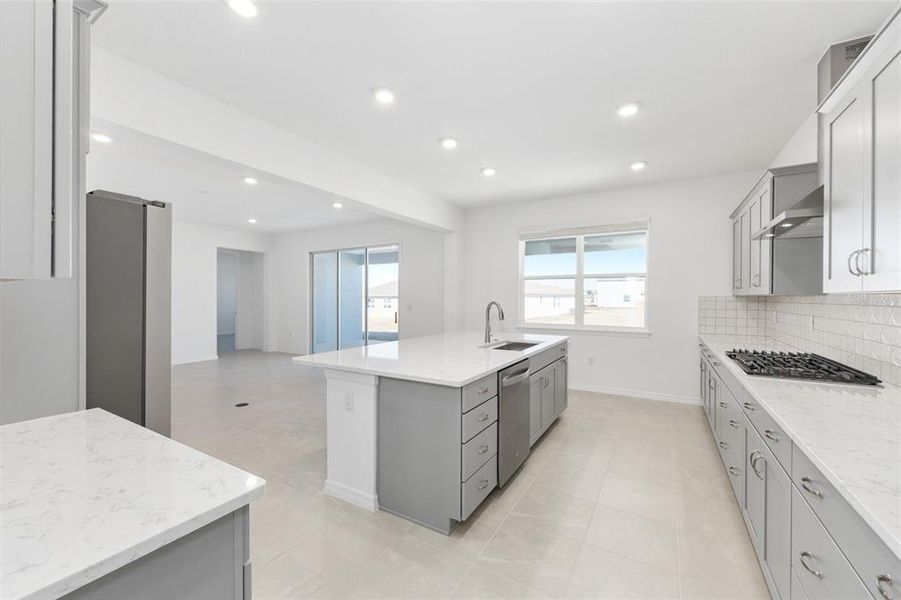 Furnished interior view inside a new home in Calesa Township, Ocala (Image 5).
