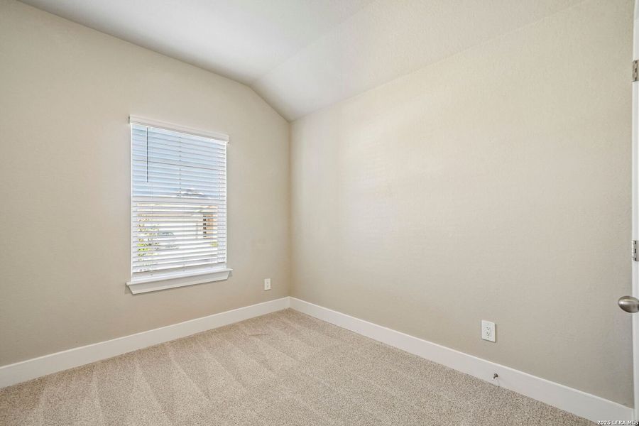 Spacious, unfurnished interior of a new home in Stetson Ridge, Marion (Image 27).