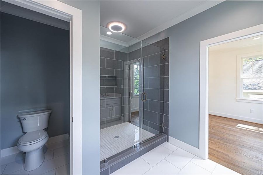 Furnished interior view inside a new home in , Atlanta (Image 6).