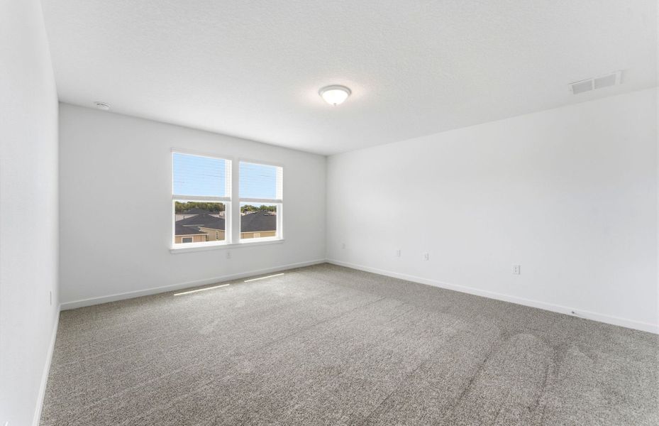 Spacious, unfurnished interior of a new home in Marion Ranch, Ocala (Image 20).