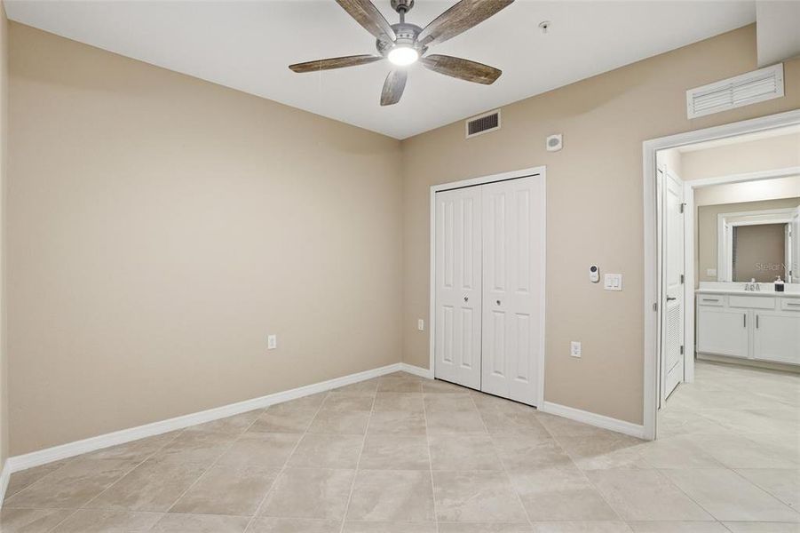Spacious, unfurnished interior of a new home in , Punta Gorda (Image 26).