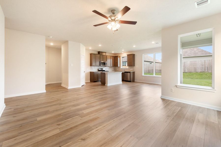 Spacious, unfurnished interior of a new home in , Brenham (Image 36). Spacious, unfurnished interior of a new home in , Brenham (Image 36).