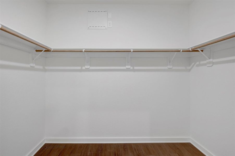 Spacious, unfurnished interior of a new home in Wildrye, Waller (Image 38).