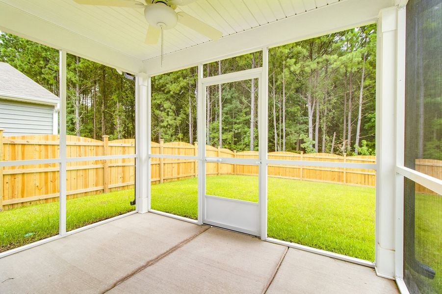 Exterior details and patio area of a home in Killians Crossing, Blythewood (Image 20).