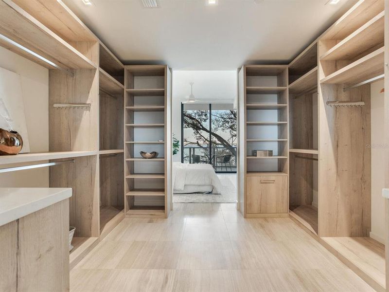 Furnished interior view inside a new home in , Tampa (Image 71).